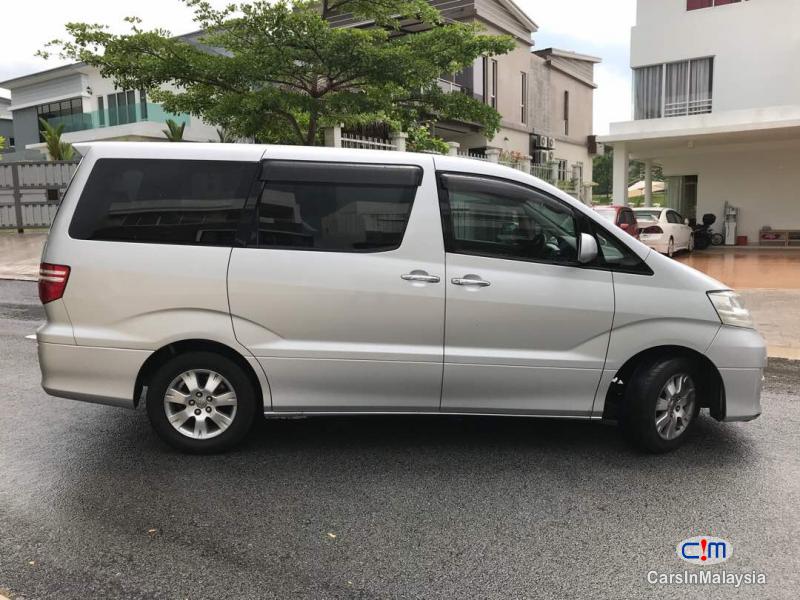 Toyota Alphard Automatic 2012 in Kuala Lumpur