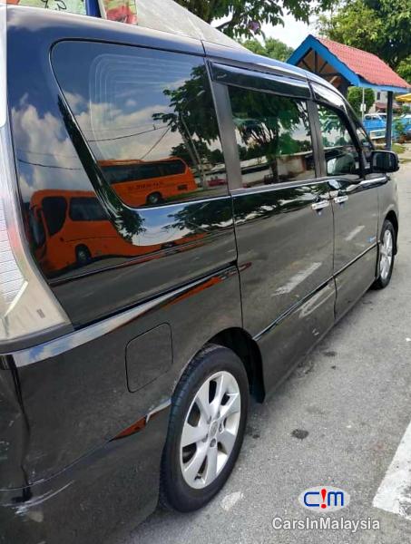 Nissan Serena 2.0-LITER HYBRID ECONOMY FAMILY 7 SEATER MPV Automatic 2013