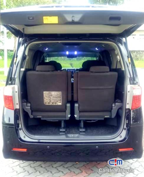 Toyota Alphard 2.4-LITER PILOT SEATS LUXURY FAMILY MPV Automatic 2017 - image 14