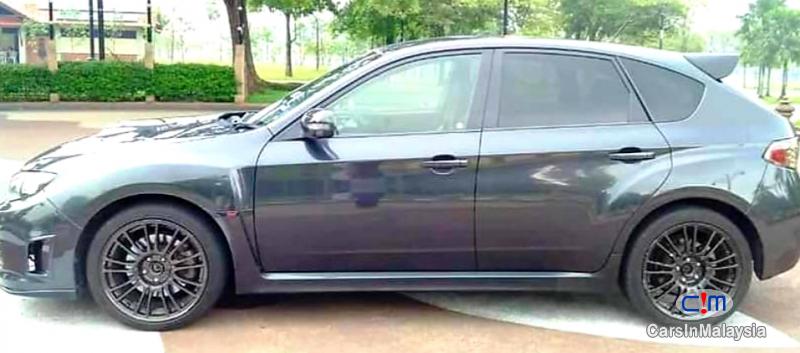 Subaru WRX STi 2.0-LITER SPORBACK VERSION 10 320HP Automatic 2010 - image 14