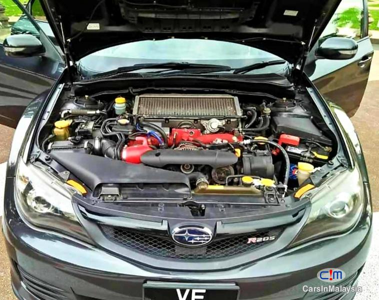 Subaru WRX STi 2.0-LITER SPORBACK VERSION 10 320HP Automatic 2010 - image 7