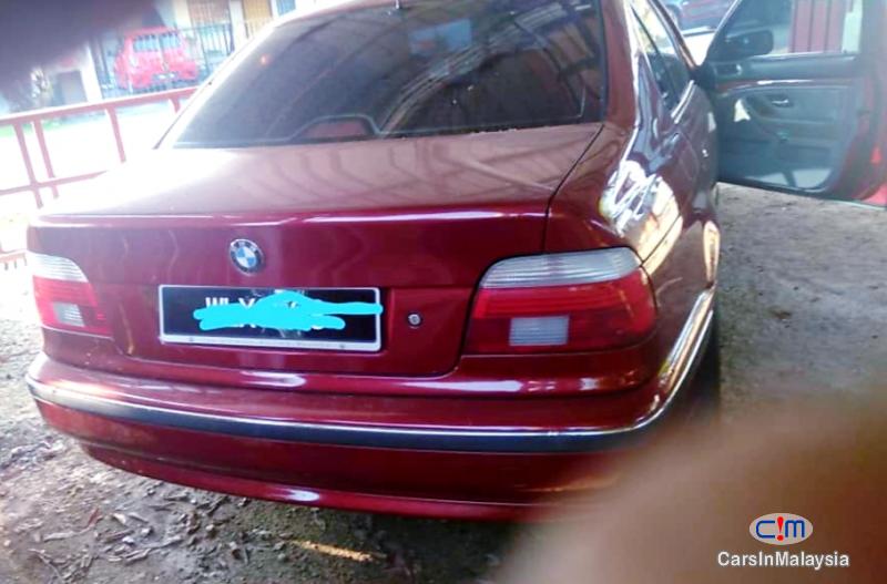 BMW 2.8-LITER DOUBLE VANOS LUXURY SEDAN Automatic 2000 - image 3
