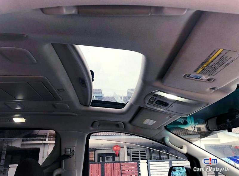 Toyota Vellfire 2.4-LITER LUXURY FAMILY MPV Automatic 2011 - image 7