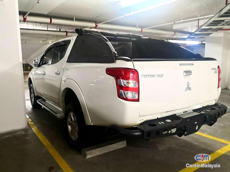 Mitsubishi Triton 2.5-LITER 4x4 DOUBLE CAB DIESEL TURBO Automatic 2007 in Malaysia