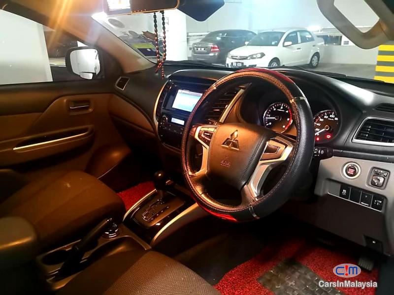 Mitsubishi Triton 2.5-LITER 4x4 DOUBLE CAB DIESEL TURBO Automatic 2007 in Malaysia - image