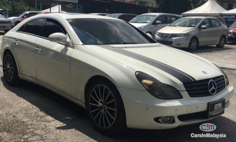 Mercedes Benz CLS 350 3.5-LITER LUXURY SEDAN Automatic 2007 in Kuala Lumpur