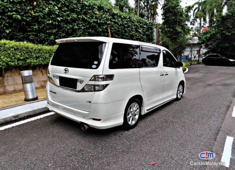 Toyota Vellfire 3.5-LITER LUXURY FULLSPEC MPV Automatic 2009