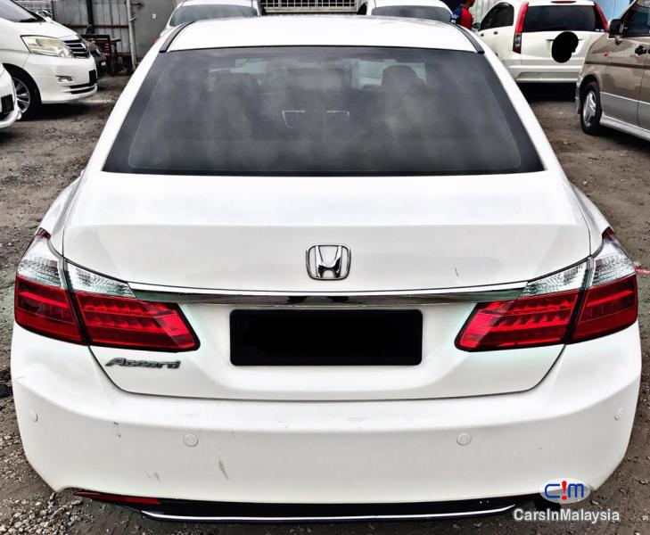Honda Accord 2.0 New Model Facelift Automatic 2013 in Malaysia