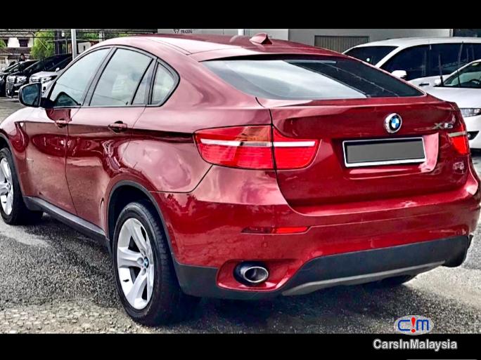 BMW X 3.0-LITER BMW X6 LUXURY SUV Automatic 2011