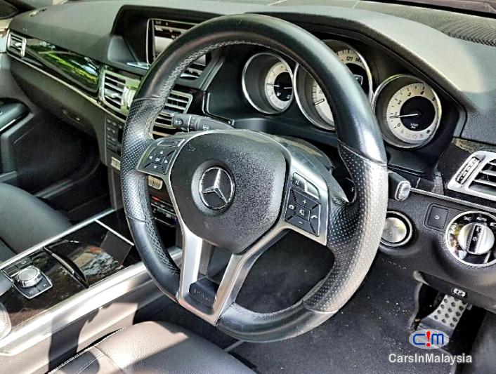 Mercedes Benz E250 CGI 2.0-LITER LUXURY SEDAN Automatic 2016 - image 5