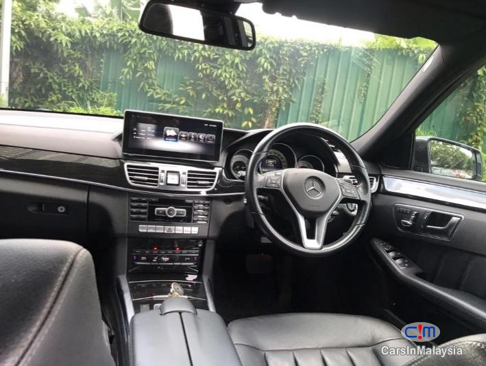 Mercedes Benz E250 CGI 2.0-LITER LUXURY SEDAN Automatic 2016 - image 6