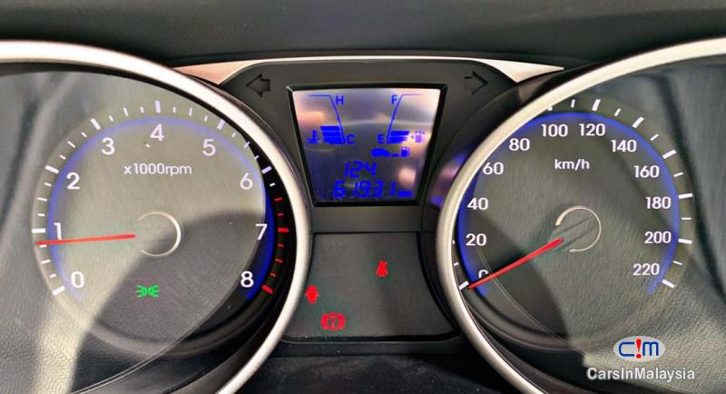 Hyundai Tucson 2.0-LITER ECONOMY FAMILY SUV Manual 2014 in Malaysia - image