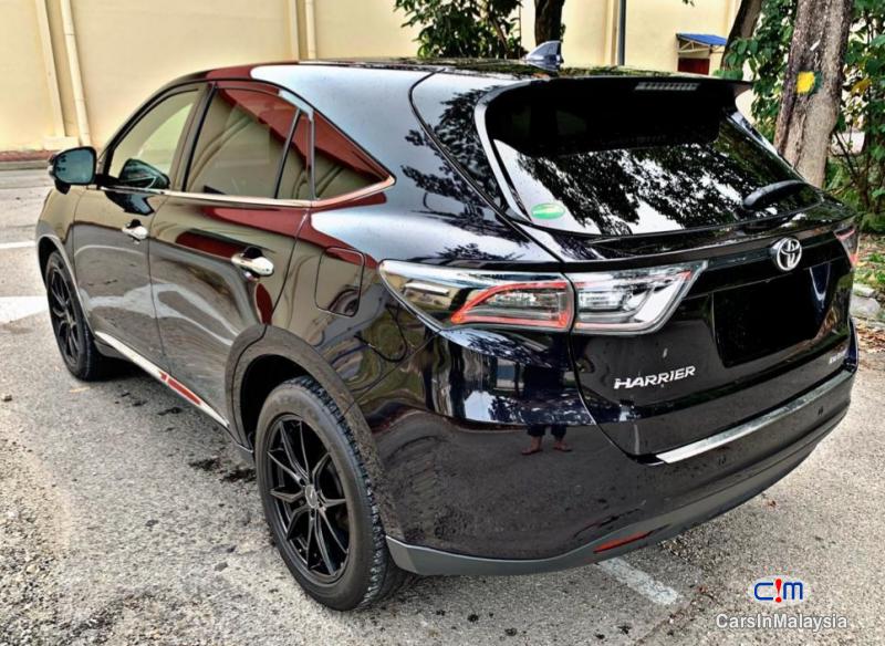 Toyota Harrier 2.0-LITER LUXURY FAMILY SUV Automatic 2015