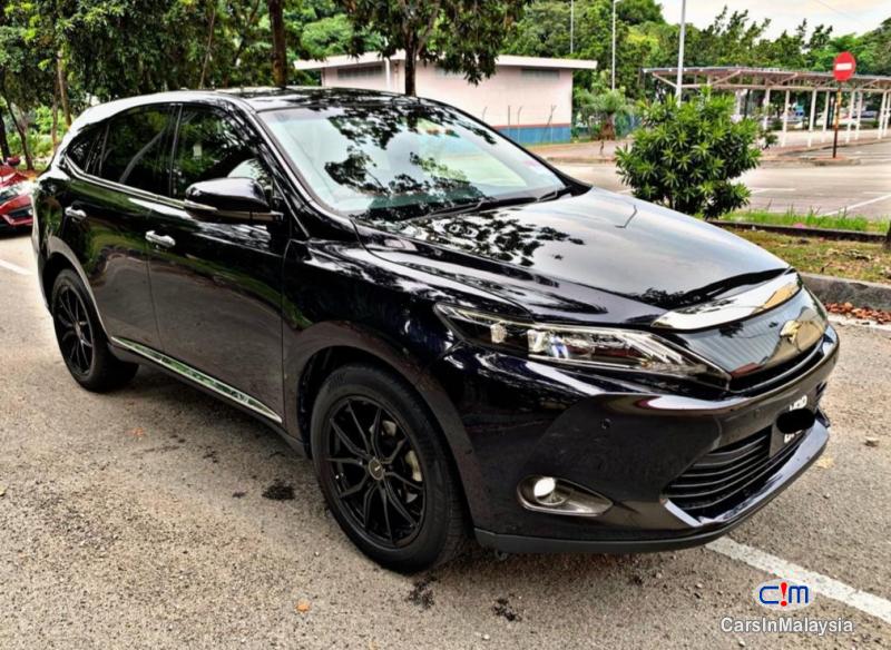 Toyota Harrier 2.0-LITER LUXURY FAMILY SUV Automatic 2015 in Selangor