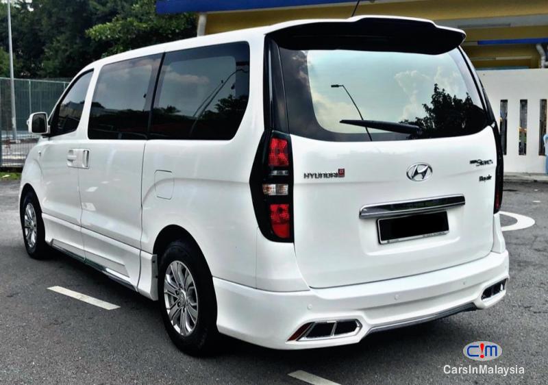 Hyundai Grand Starex 2.5-LITER LUXURY BIG FAMILY MPV Automatic 2018 in Malaysia