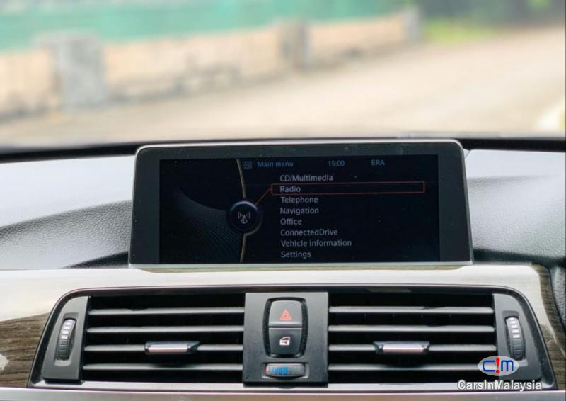 BMW 2.0-LITER LUXURY SEDAN Automatic 2012 - image 17
