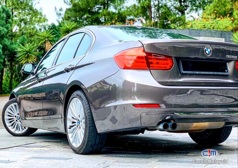 BMW 2.0-LITER LUXURY SEDAN Automatic 2012 - image 6