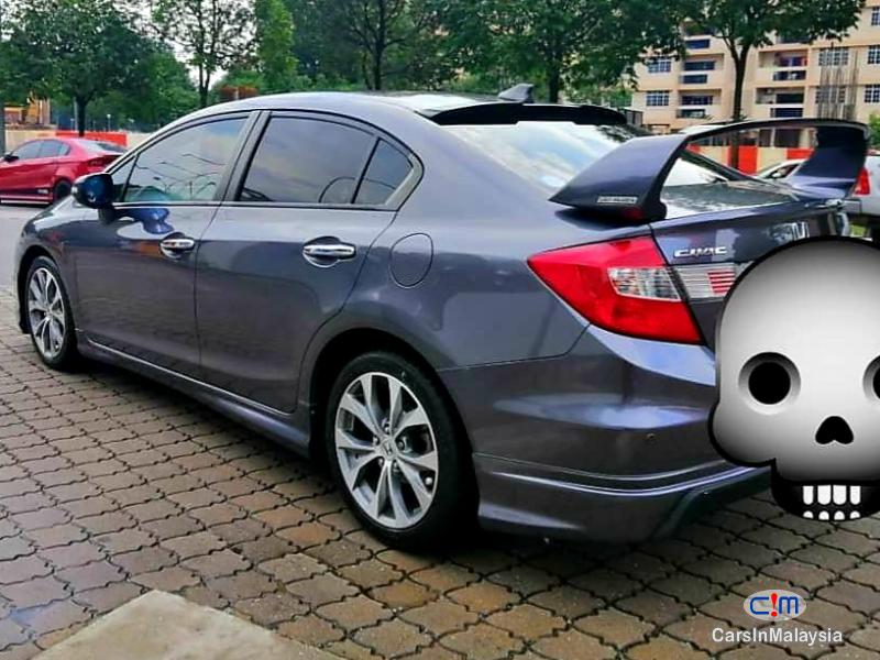 Honda Civic 2.0-LITER LUXURY SEDAN Automatic 2014