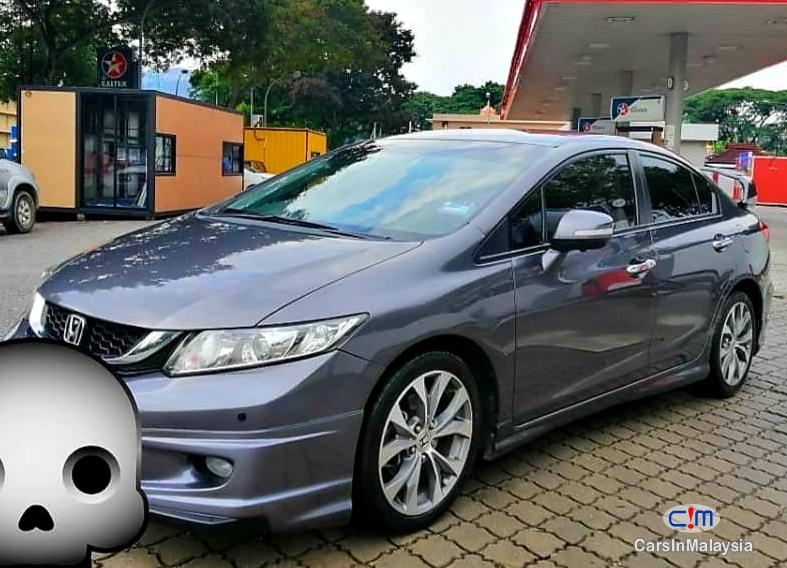 Honda Civic 2.0-LITER LUXURY SEDAN Automatic 2014 in Kuala Lumpur
