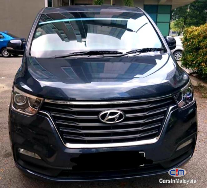 Hyundai Starex 2.5-LITER 11 SEATER FAMILY MPV Automatic 2018