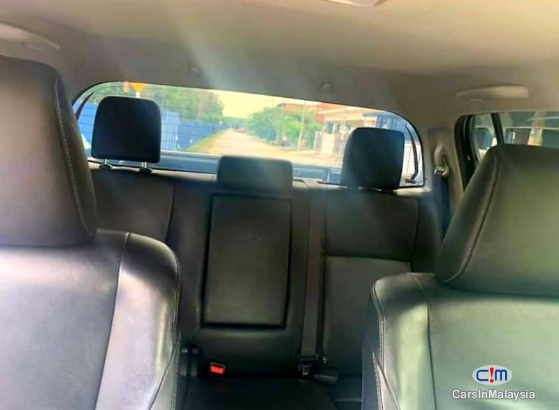 Toyota Hilux 2.8-LITER 4x4 DOUBLE CAB DIESEL TURBO Automatic 2017 - image 10