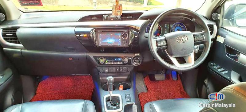 Toyota Hilux 2.8-LITER 4x4 DOUBLE CAB DIESEL TURBO Automatic 2017 - image 6