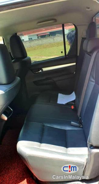 Toyota Hilux 2.8-LITER 4x4 DOUBLE CAB DIESEL TURBO Automatic 2017 - image 8