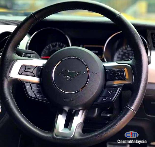 Ford MUSTANG 2.3-LITER LUXURY SUPER SPORT CAR Automatic 2016 - image 5