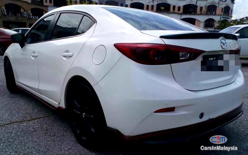 Mazda 3 2.0-LITER LUXURY SPORT SEDAN Automatic 2014 - image 3