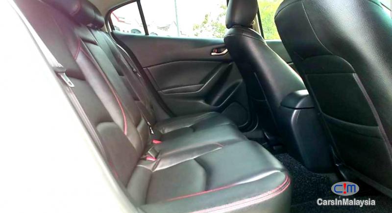 Mazda 3 2.0-LITER LUXURY SPORT SEDAN Automatic 2014 in Selangor - image