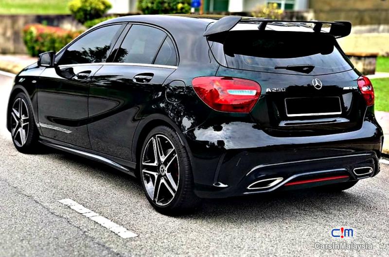 Mercedes Benz A250 2.0-LITER LUXURY SPORT TURBO HATCHBACK Automatic 2018 - image 3