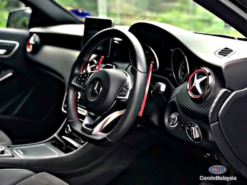 Mercedes Benz A250 2.0-LITER LUXURY SPORT TURBO HATCHBACK Automatic 2018 in Selangor - image