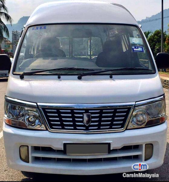 Shenyang Brilliance Era Jinbei 2.2-LITER VAN PANEL VAN FOR BISNES Manual 2011 - image 11