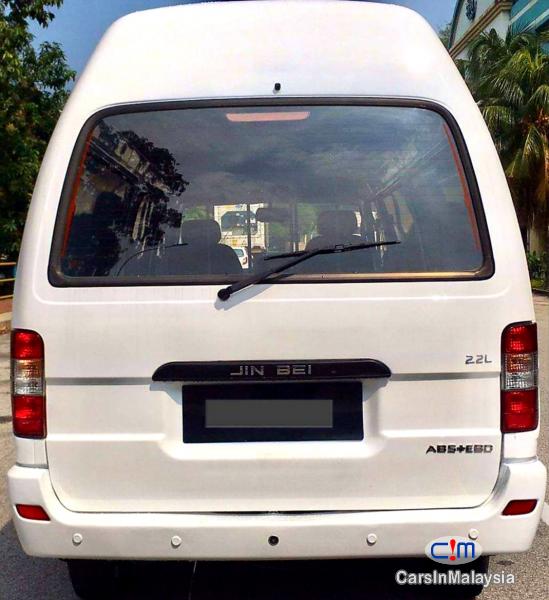 Shenyang Brilliance Era Jinbei 2.2-LITER VAN PANEL VAN FOR BISNES Manual 2011