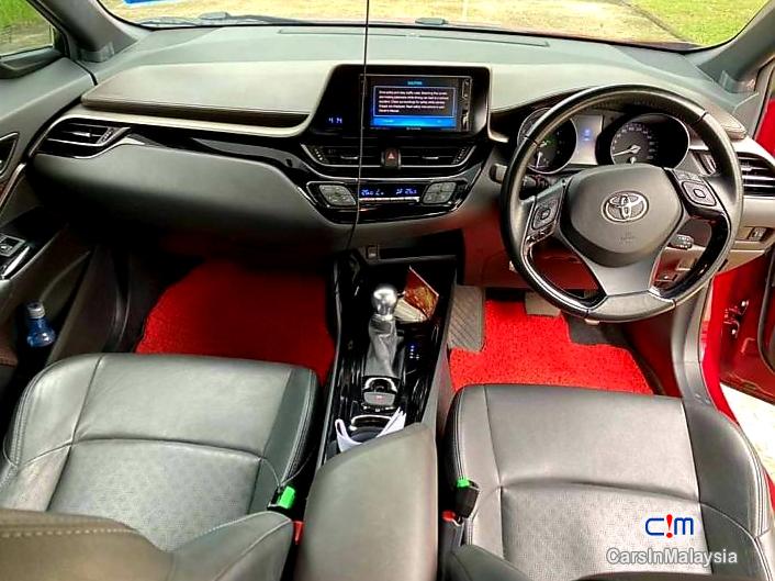 Toyota 1.8-LITER LUXURY SUV Automatic 2018 - image 7