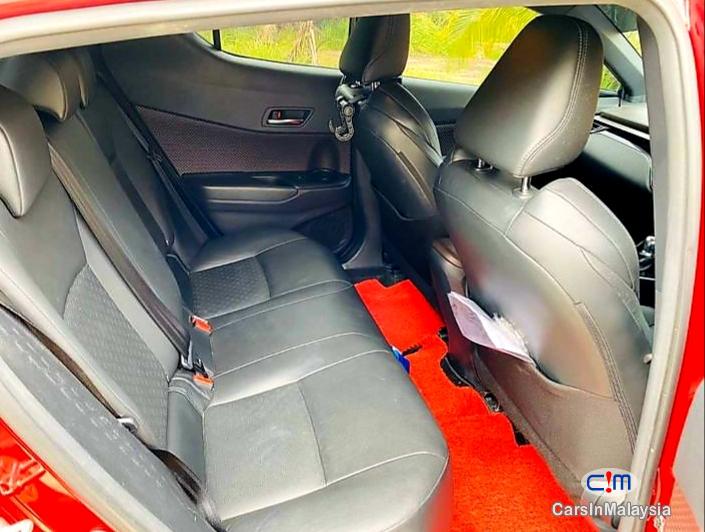 Toyota 1.8-LITER LUXURY SUV Automatic 2018 - image 8