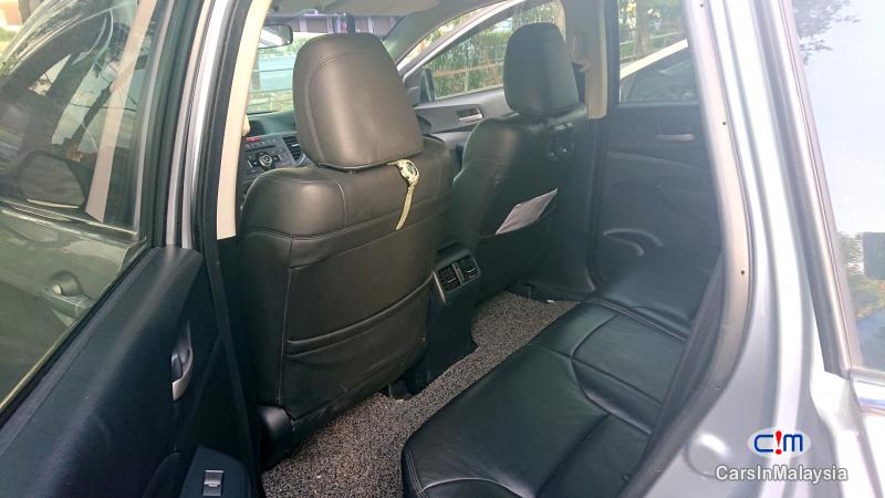 Honda CR-V 2.0-LITER LUXURY 4WD SUV Automatic 2014 - image 11