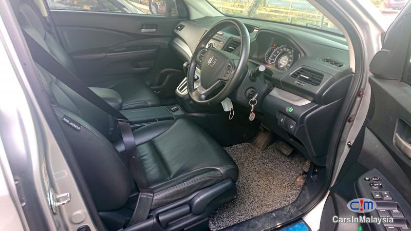 Picture of Honda CR-V 2.0-LITER LUXURY 4WD SUV Automatic 2014 in Malaysia
