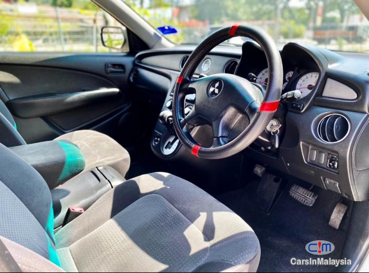 Mitsubishi Outlander 2.4-LITER 5 SEATER FAMILY SUV Automatic 2005 - image 10