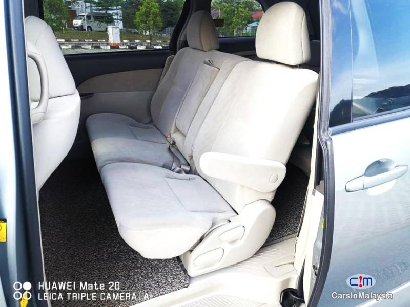 Toyota Estima 2.4-LITER LUXURY FAMILY MPV Automatic 2010 - image 10