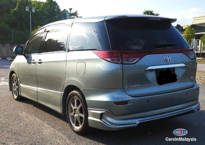 Toyota Estima 2.4-LITER LUXURY FAMILY MPV Automatic 2010 - image 2
