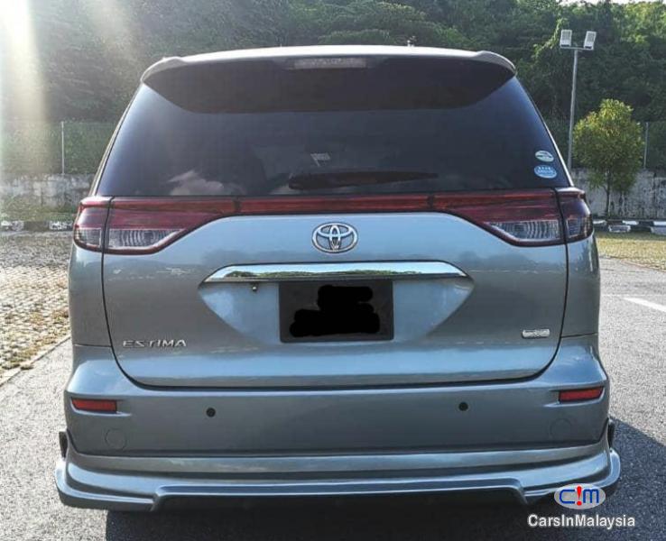 Toyota Estima 2.4-LITER LUXURY FAMILY MPV Automatic 2010 - image 3