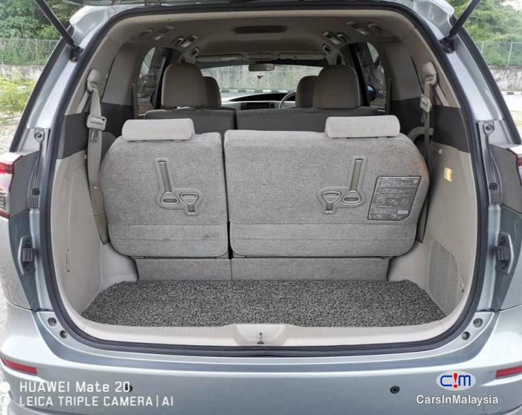 Toyota Estima 2.4-LITER LUXURY FAMILY MPV Automatic 2010 - image 8