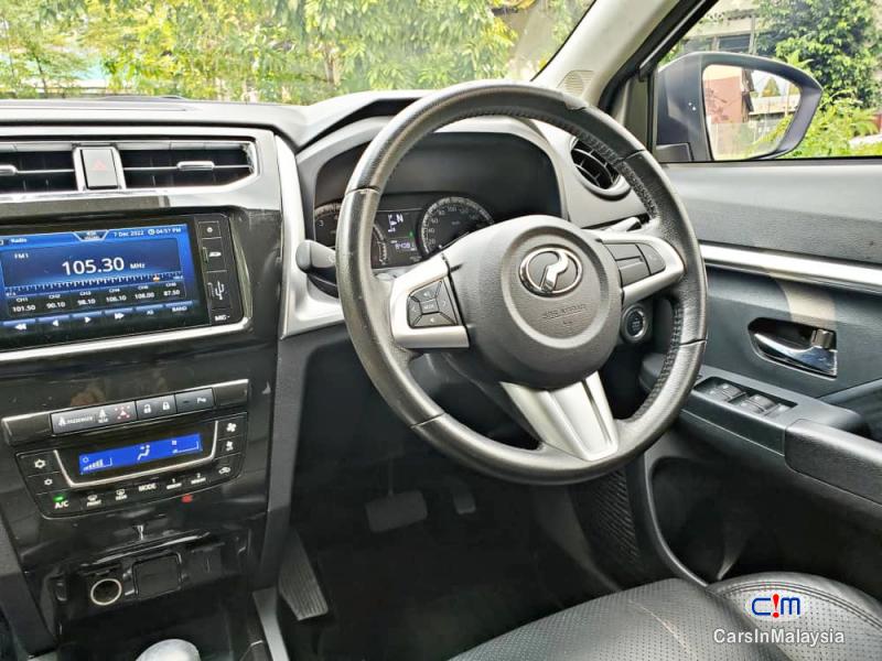 Perodua Aruz 1.5-LITER FAMILY SUV 7 SEATERS KERETA SAMBUNG BAYAR Automatic 2020 - image 7