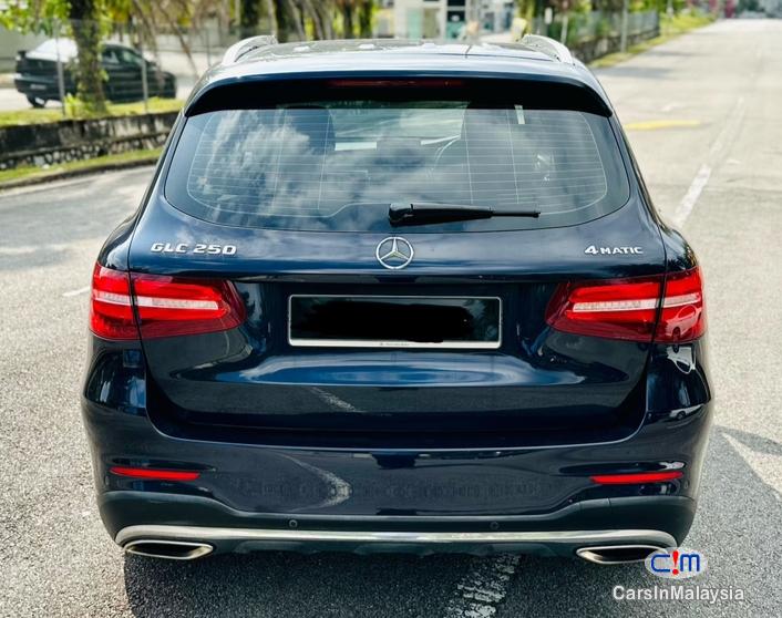 Mercedes Benz GLC250 2.0-LITER FAMILY LUXURY SUV CONTINUE LOAN Automatic 2023 - image 4