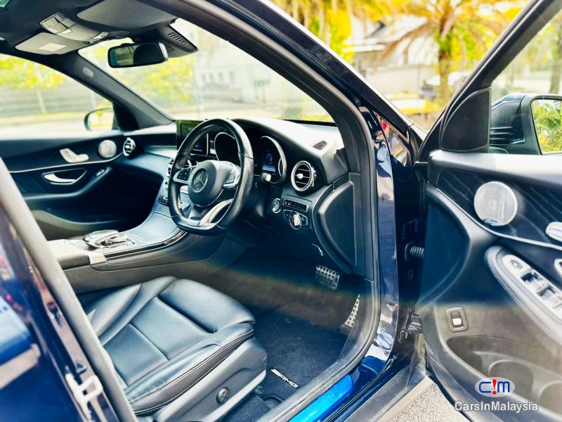 Mercedes Benz GLC250 2.0-LITER FAMILY LUXURY SUV CONTINUE LOAN Automatic 2023 - image 7