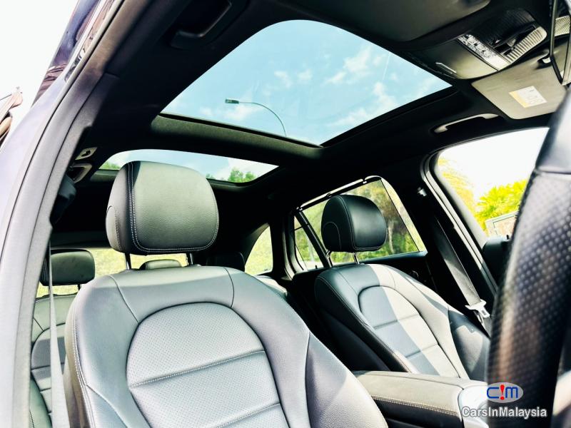 Mercedes Benz GLC250 2.0-LITER FAMILY LUXURY SUV CONTINUE LOAN Automatic 2023 - image 8