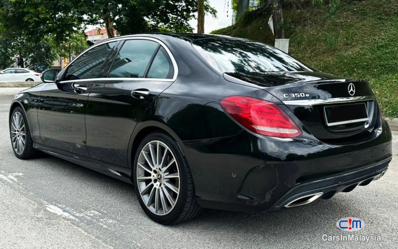 Mercedes Benz C350 e 2.0-Liter Sports Sedan Automatic 2017 - image 4