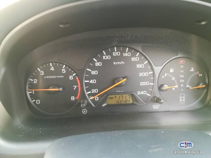 Honda Accord Automatic 2001 - image 9