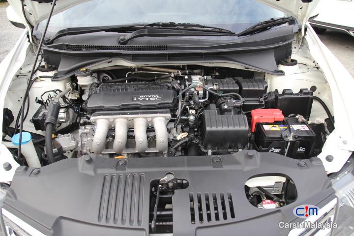 Honda City Automatic 2013 - image 10